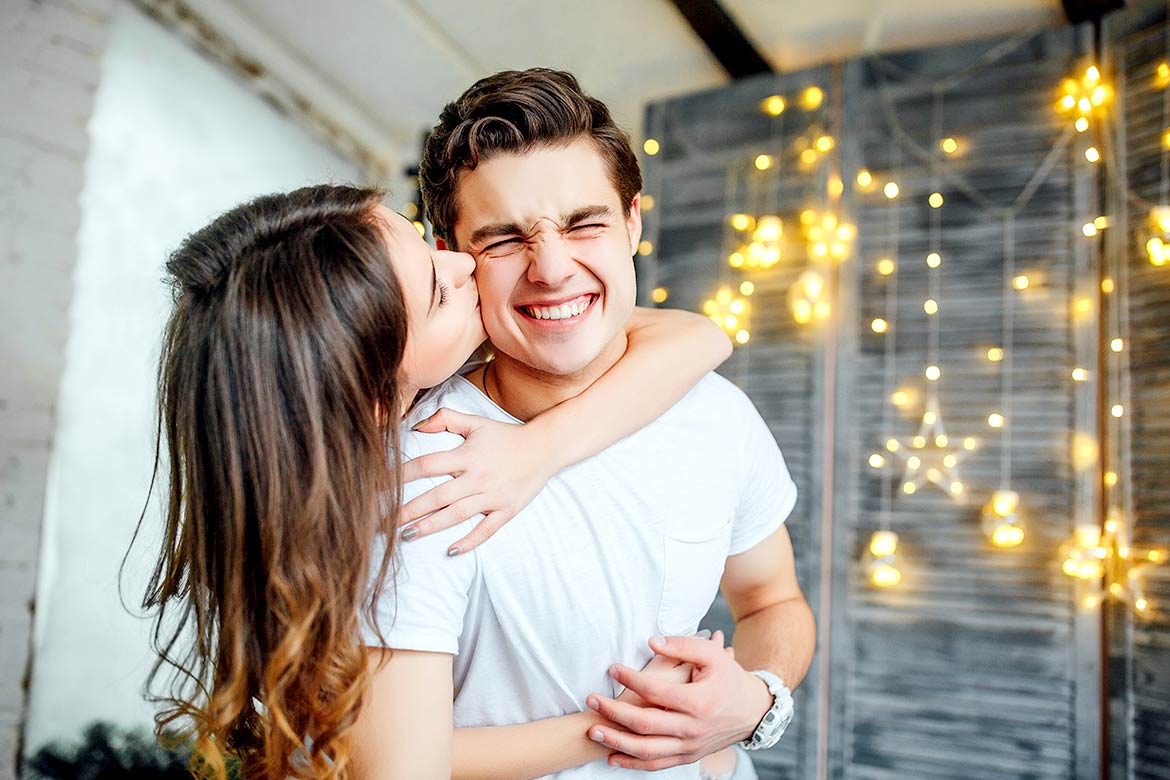 When to kiss an aries man in a relationship?
