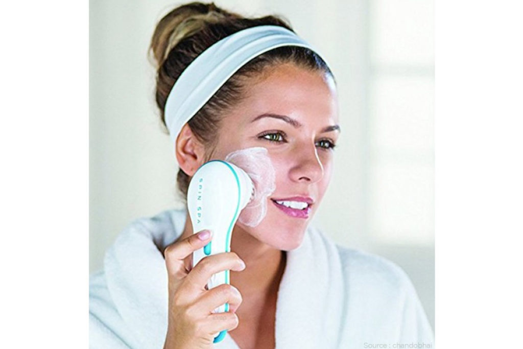 Cleansing-Face-Massager-and-Exfoliator