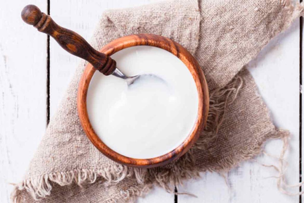 Curd-Baking-Soda-Face-Pack